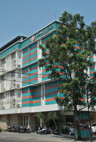 Grand Tulip Hotel