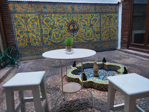 Bed & Breakfast San Basilio�s Red House