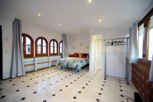 Bed & Breakfast San Basilio�s Red House