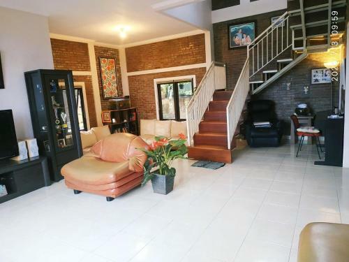 The Bridge Villa Punclut
