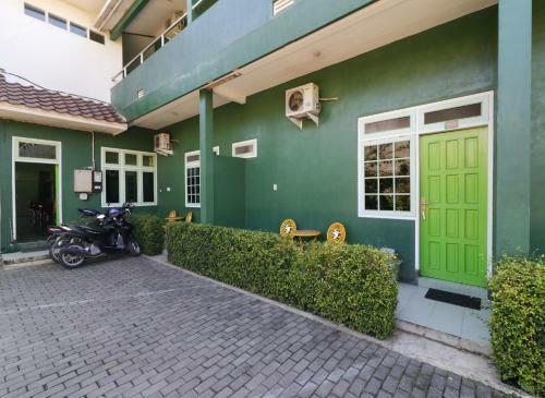 Hostal Hotel Antik 2