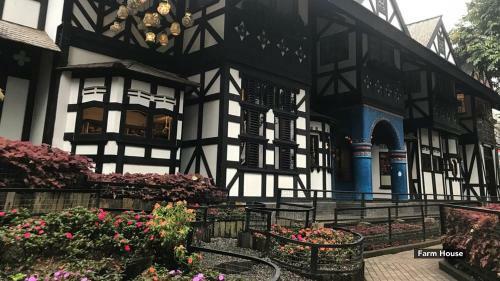 Hotel Kupu Kupu Lembang