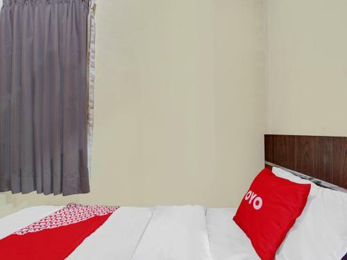 Hotel Oyo 90465 Ars Ira Property The Suites Metro