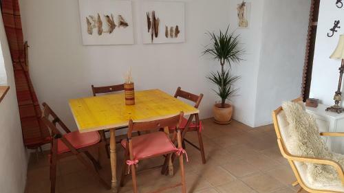Cortes De La Frontera Townhouse