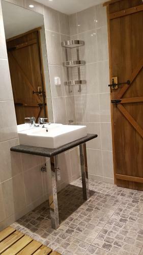 Cortes De La Frontera Townhouse