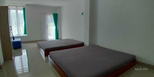 Kina Putih Resort