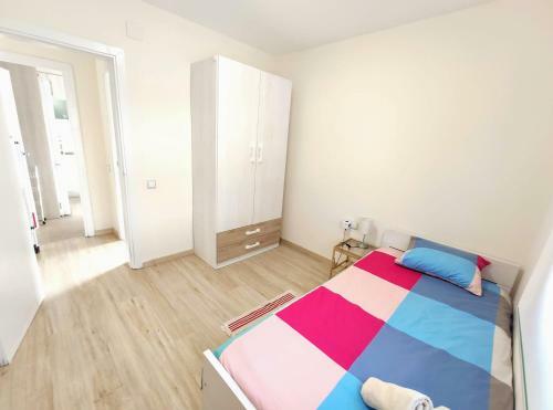 Apartamento Casa Con Jard�n Privado de 300m2 Y Piscina