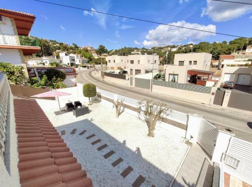 Apartamento Casa Con Jard�n Privado de 300m2 Y Piscina