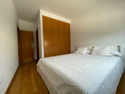 Apartamento En Primera L�nea De Mar Con Piscina