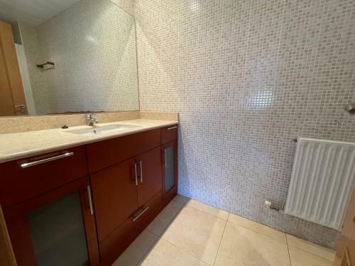 Apartamento En Primera L�nea De Mar Con Piscina