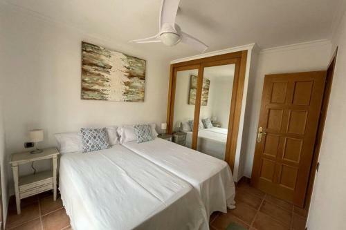 Elegante D�plex En Desert Springs Golf Resort
