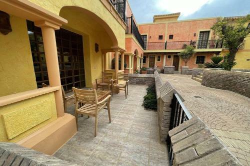 Elegante D�plex En Desert Springs Golf Resort