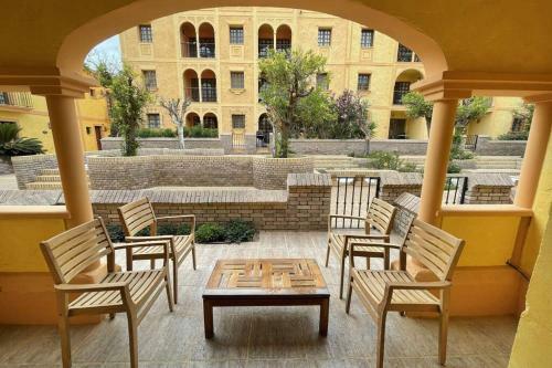 Elegante D�plex En Desert Springs Golf Resort