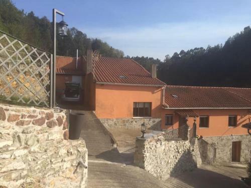 Casa Santi Y Laura