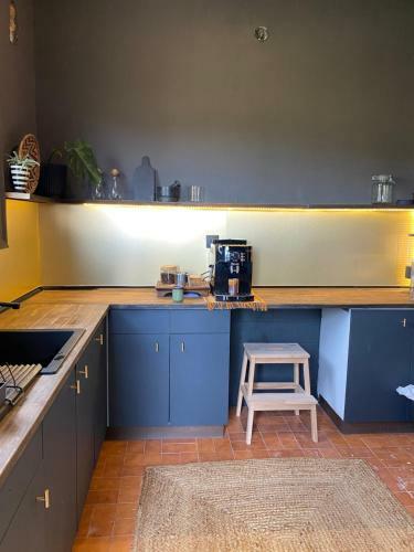 Charming Apartment In A Duplex With Garden & Balcony