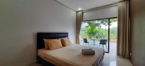 3 Br Villa Bandungsejuk28