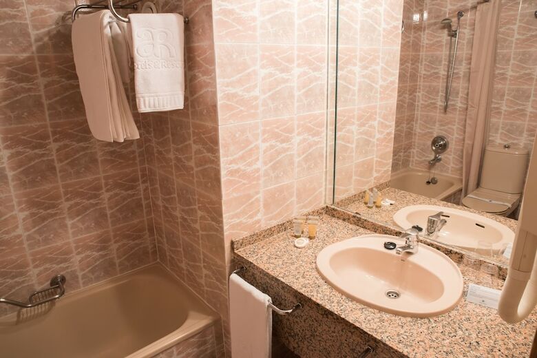 Hotel Ar Roca Esmeralda & Spa