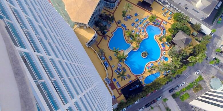 Hotel Flamingo Oasis