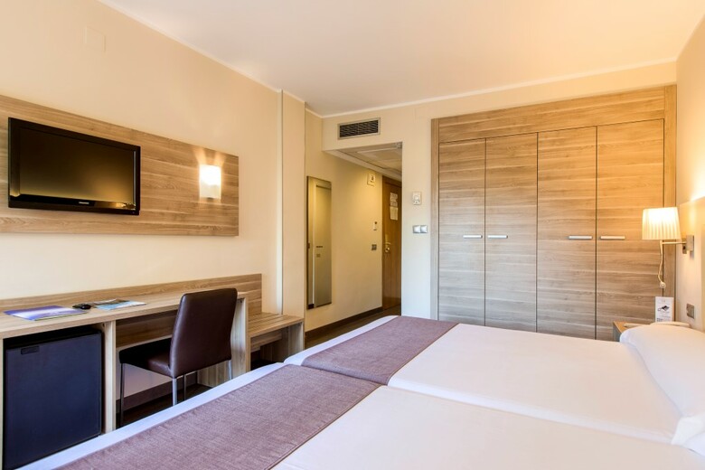 Hotel Benidorm East By Pierre & Vacances