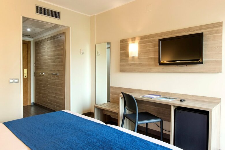Hotel Benidorm East By Pierre & Vacances