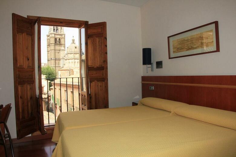Hotel Santa Isabel