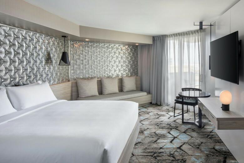 Renaissance Daytona Beach Oceanfront Hotel