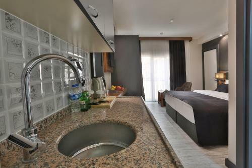 Albergue Azra Residence