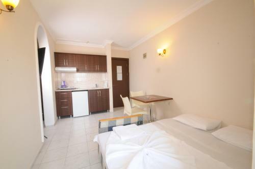 Ozturk Apart Hotel