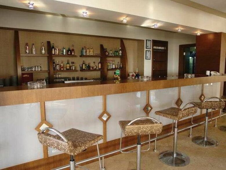 Hotel Crystal Flora Beach Resort