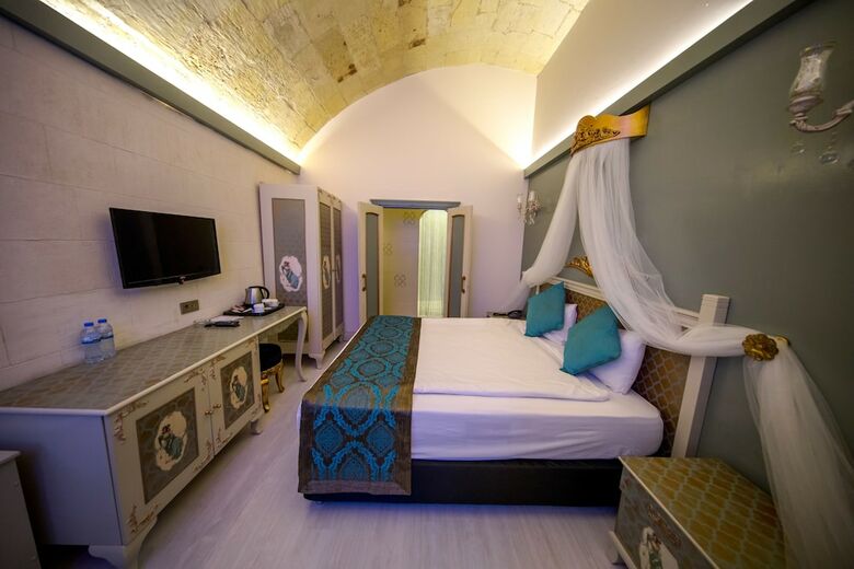 Sirehan Hotel