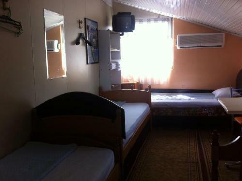 Hostal Hotel Necmi