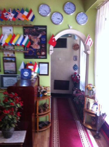 Hostal Hotel Necmi
