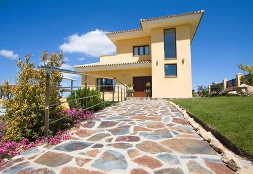 Luxury Villa On 5 Star Golf Course