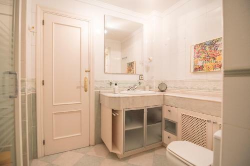 Tuguest Villas Blancas