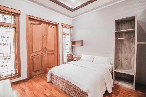 Hostal Stay Inn Pasteur Bandung, Husein Sastranegara Airport