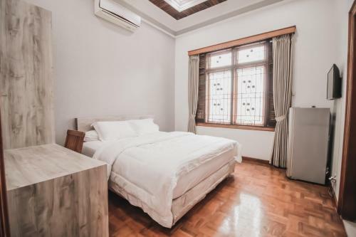 Hostal Stay Inn Pasteur Bandung, Husein Sastranegara Airport