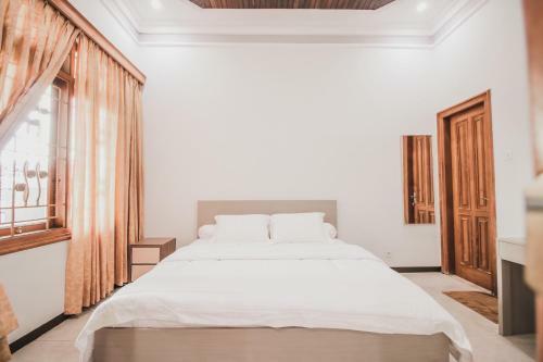 Hostal Stay Inn Pasteur Bandung, Husein Sastranegara Airport