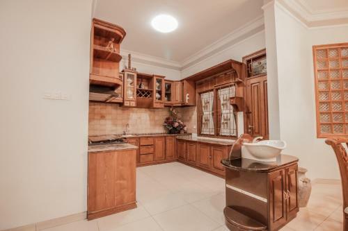 Hostal Stay Inn Pasteur Bandung, Husein Sastranegara Airport