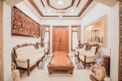 Hostal Stay Inn Pasteur Bandung, Husein Sastranegara Airport