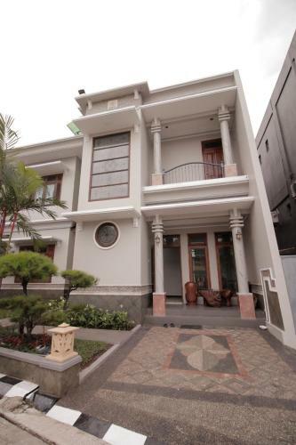 Hostal Stay Inn Pasteur Bandung, Husein Sastranegara Airport