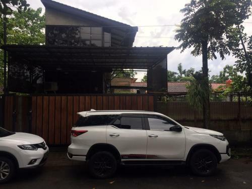 Villa 2 Lt 500m2 Di Perkotaan Margahayu Bandung