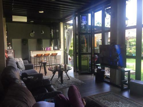 Villa 2 Lt 500m2 Di Perkotaan Margahayu Bandung