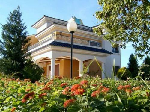 Villa Santa Maria