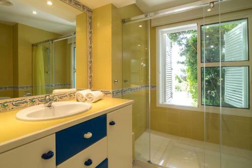 Villa Son Reynes Pool & Sea