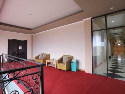 Hotel Oyo 1864 Tiara Guest House