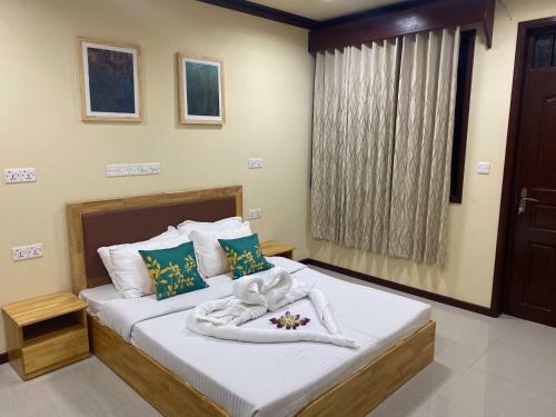 Hostal Vaaruge Residence