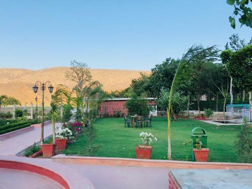 Hotel Desi Thath Resort