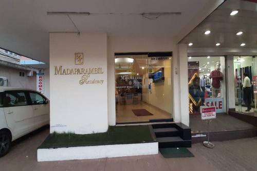 Hotel Madaparambil Residency