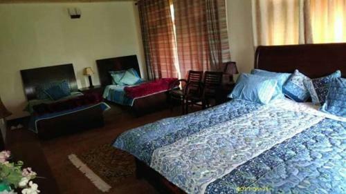 Hotel Embassy Villa Suite