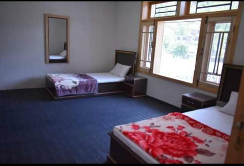 Peace Land Hotel Hunza